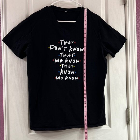 Friends T-Shirt - Picture 4 of 5